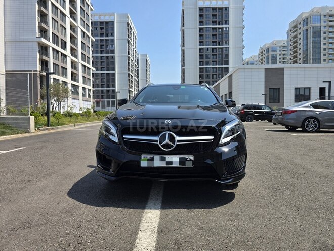 Mercedes GLA 250 2017, 145,000 km - 2.0 l - Bakı