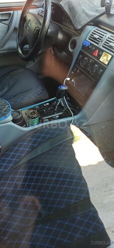 Mercedes E 200 1999, 406,000 km - 2.0 л - Bakı