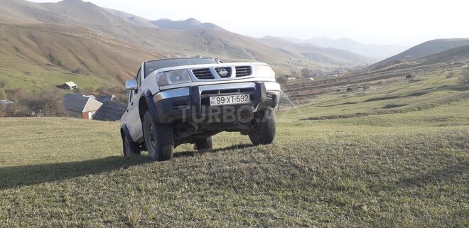 Nissan Navara 2000, 450,000 km - 2.4 l - Gədəbəy