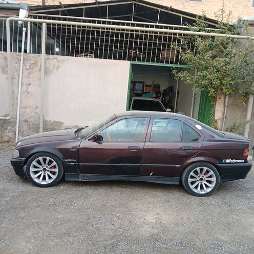 BMW 320 1993, 365,241 km - 2.0 l - Bakı