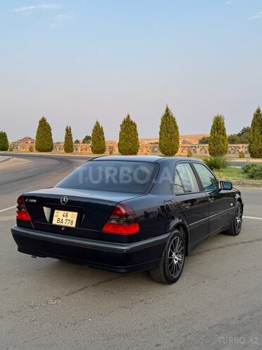 Mercedes C 200 1999, 299,811 km - 2.0 l - Naftalan