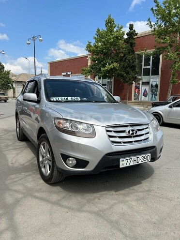 Hyundai Santa Fe 2010, 200,000 km - 2.0 л - Yevlax