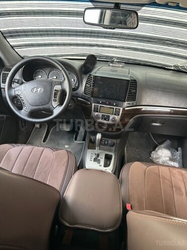 Hyundai Santa Fe 2010, 200,000 km - 2.0 л - Yevlax