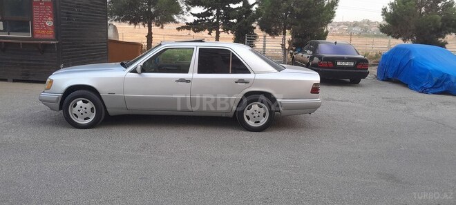 Mercedes E 200 d 1993, 475,640 km - 2.0 l - Bakı