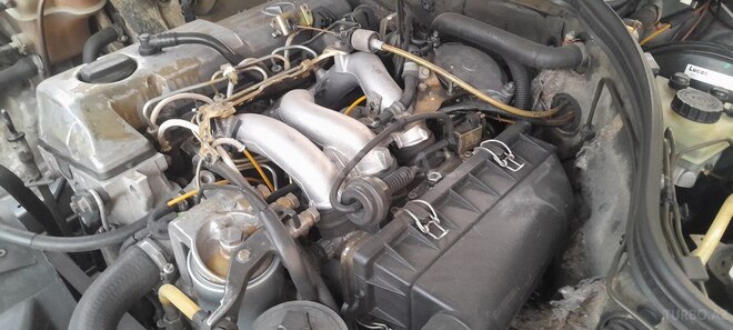 Mercedes E 200 d 1993, 475,640 km - 2.0 l - Bakı