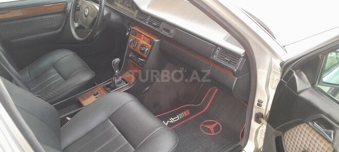 Mercedes E 200 d 1993, 475,640 km - 2.0 l - Bakı