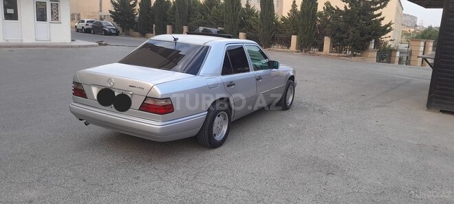 Mercedes E 200 d 1993, 475,640 km - 2.0 l - Bakı
