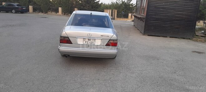 Mercedes E 200 d 1993, 475,640 km - 2.0 l - Bakı