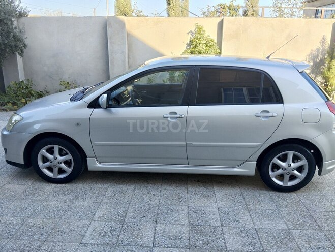 Toyota Corolla 2005, 303,000 km - 1.4 л - Bakı
