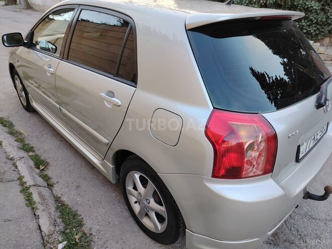 Toyota Corolla 2005, 303,000 km - 1.4 л - Bakı