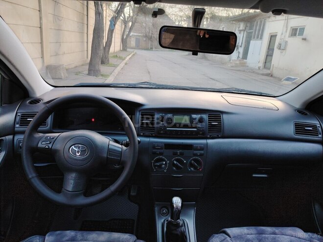 Toyota Corolla 2005, 303,000 km - 1.4 л - Bakı