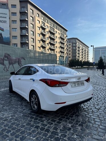 Hyundai Avante 2015, 143,000 km - 1.6 l - Bakı