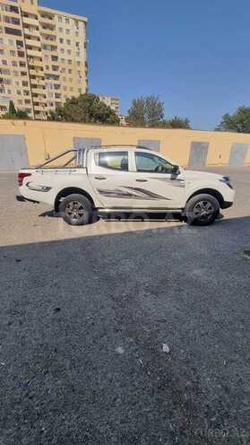 Mitsubishi L200 2016, 333,000 km - 2.4 l - Bakı