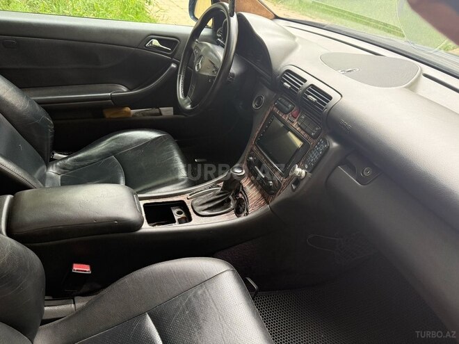 Mercedes C 200 2001, 329,000 km - 2.0 l - Sabirabad