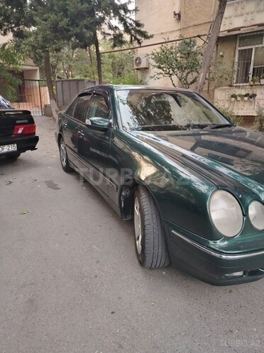 Mercedes E 220 d 1999, 434,600 km - 2.2 л - Bakı