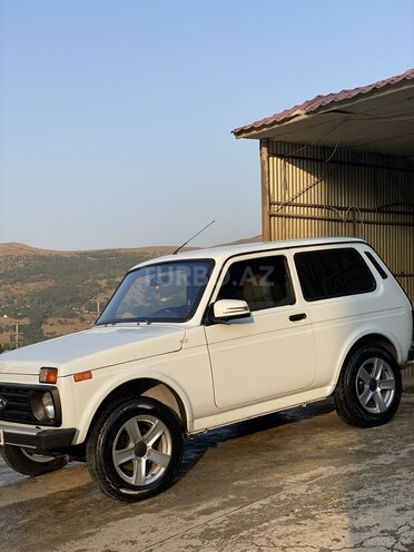 LADA (VAZ) Niva 2011, 220,000 km - 1.7 l - Yardımlı