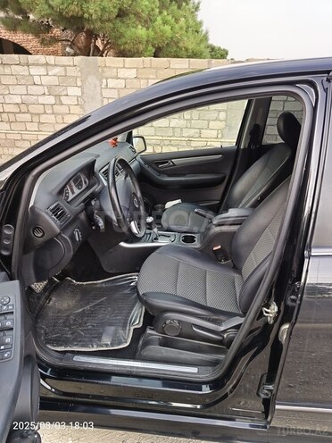 Mercedes B 180 2008, 171,000 km - 1.7 l - Bakı