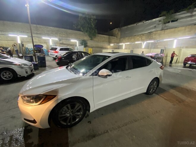 Hyundai Elantra 2016, 160,000 km - 2.0 л - Bakı