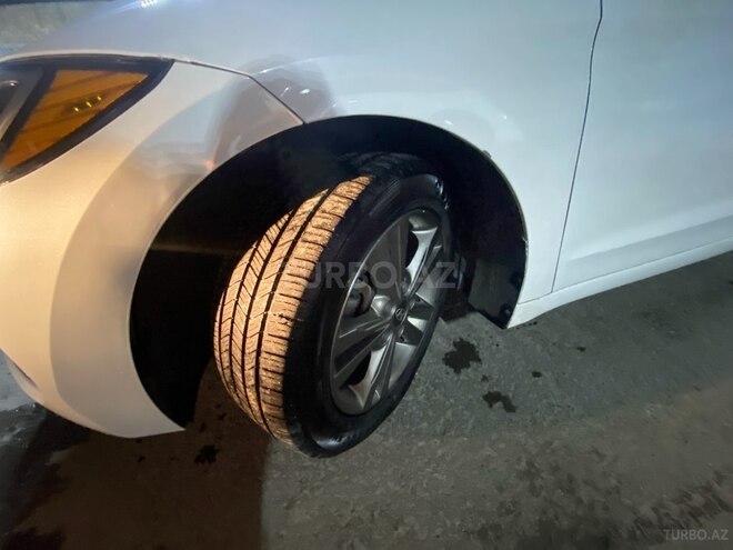 Hyundai Elantra 2016, 160,000 km - 2.0 л - Bakı