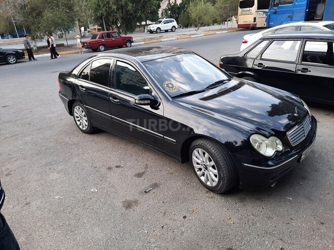 Mercedes C 220 d 2002, 300,000 km - 2.2 l - Sumqayıt