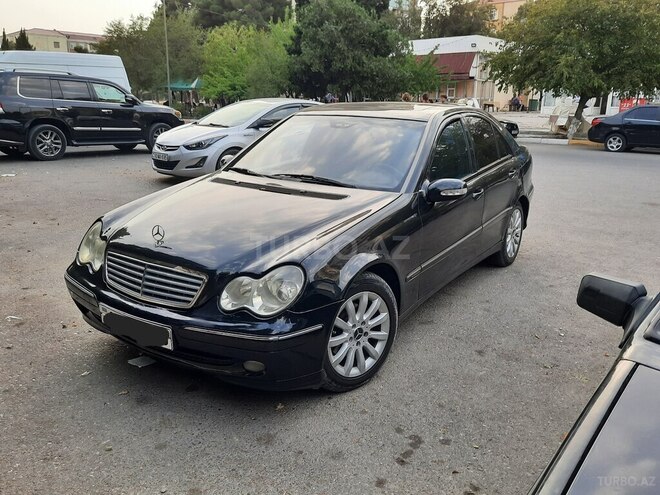 Mercedes C 220 d 2002, 300,000 km - 2.2 l - Sumqayıt