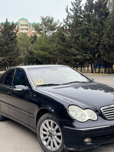 Mercedes C 220 d 2002, 300,000 km - 2.2 l - Sumqayıt