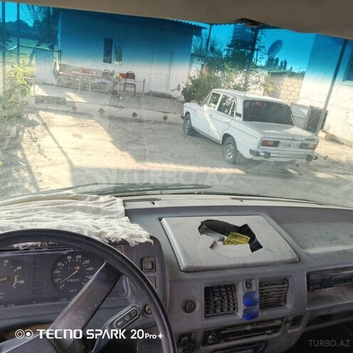 GAZ 27527-745 1997, 809,456 km - 2.4 l - Sabirabad