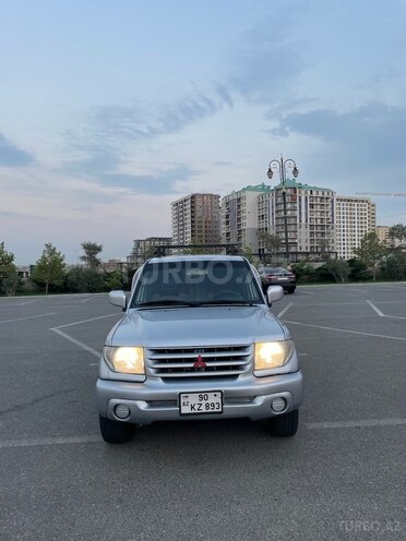 Mitsubishi Pajero io 2002, 368,000 km - 2.0 l - Sumqayıt