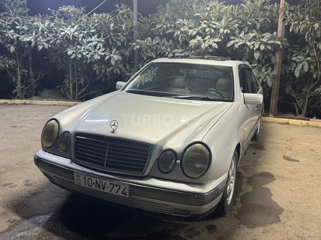 Mercedes E 240 1998, 180,000 km - 2.4 l - Bakı