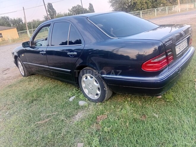 Mercedes E 230 1996, 425,400 km - 2.3 l - Ağstafa
