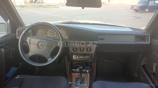 Mercedes 190 1990, 350,000 km - 2.0 л - Sabirabad