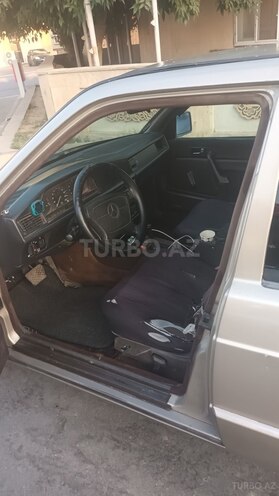 Mercedes 190 1990, 350,000 km - 2.0 л - Sabirabad