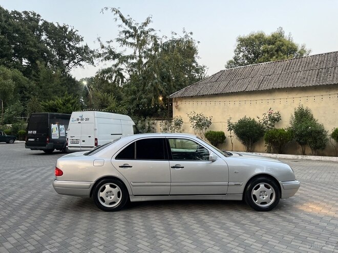 Mercedes E 200 1998, 250,000 km - 2.0 l - Masallı