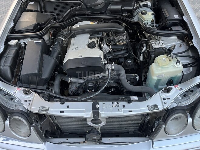 Mercedes E 200 1998, 250,000 km - 2.0 l - Masallı