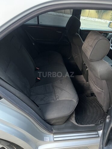 Mercedes E 200 1998, 250,000 km - 2.0 l - Masallı