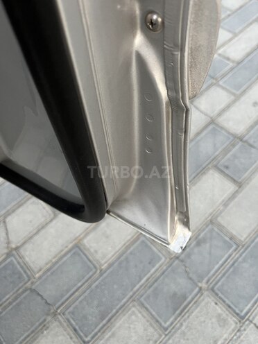 Mercedes E 200 1998, 250,000 km - 2.0 l - Masallı