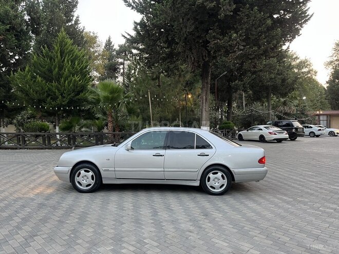 Mercedes E 200 1998, 250,000 km - 2.0 l - Masallı