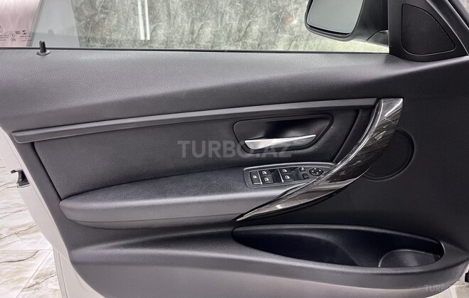 BMW 320 2017, 133,576 km - 2.0 l - Bakı