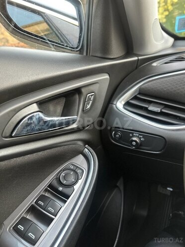 Chevrolet Malibu 2021, 87,500 km - 1.5 л - Gəncə