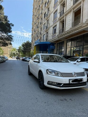 Volkswagen Passat 2012, 215,000 km - 1.8 l - Bakı