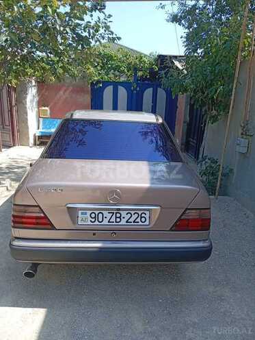 Mercedes E 200 1994, 370,000 km - 2.0 л - Bakı
