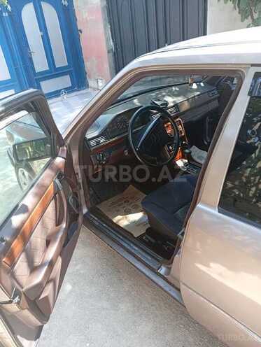 Mercedes E 200 1994, 370,000 km - 2.0 л - Bakı