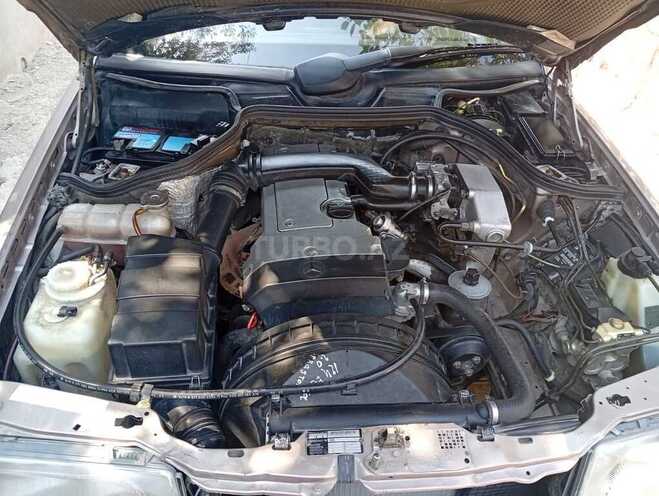 Mercedes E 200 1994, 370,000 km - 2.0 л - Bakı