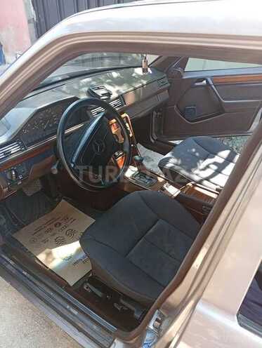 Mercedes E 200 1994, 370,000 km - 2.0 л - Bakı