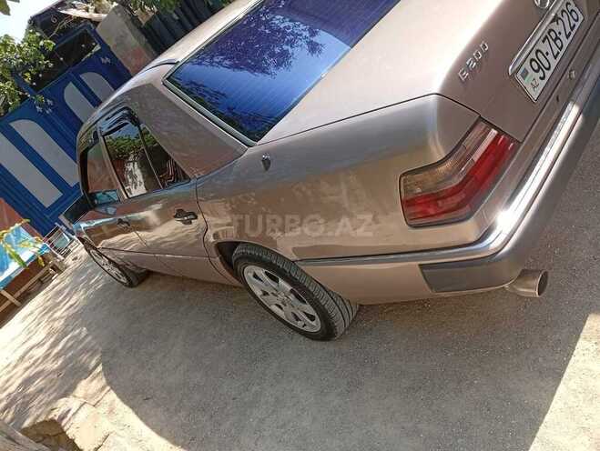 Mercedes E 200 1994, 370,000 km - 2.0 л - Bakı