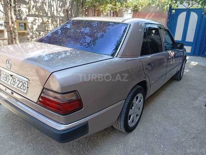 Mercedes E 200 1994, 370,000 km - 2.0 л - Bakı