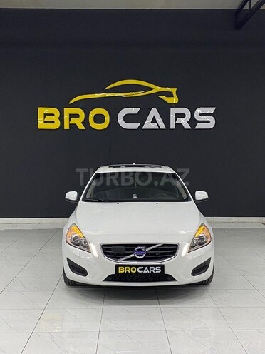 Volvo S60 2011, 242,111 km - 2.0 l - Bakı