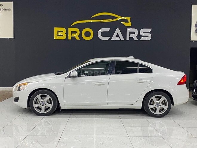 Volvo S60 2011, 242,111 km - 2.0 l - Bakı