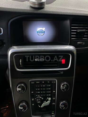 Volvo S60 2011, 242,111 km - 2.0 l - Bakı