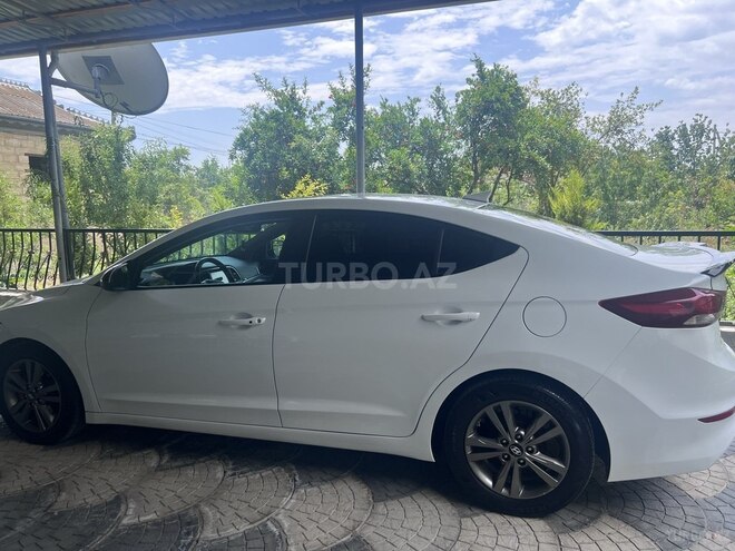 Hyundai Elantra 2017, 159,325 km - 2.0 л - Bakı